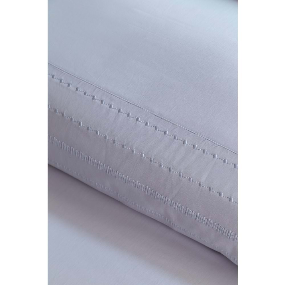 Apricitas Home Runa Gri Nakışlı Çift Kişilik Saten Nevresim Takımı
