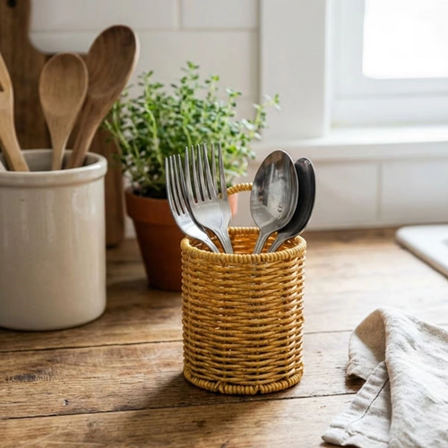 Yuvarlak Hasır Dokulu Plastik Rattan Kaşıklık &amp; Çatallık – Askılı Kendiliğinden Tutmalı Çok Amaçlı Mutfak Organizeri (5047)